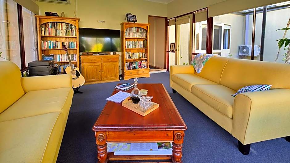 Tranquilles Bed and Breakfast