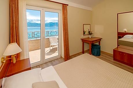 Superior Suite with Sea View