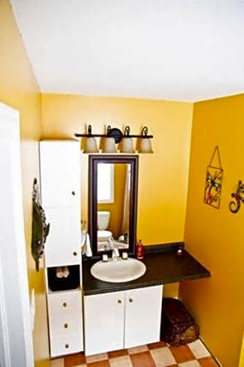 Gîte Le Trésor Caché Bed & Breakfast