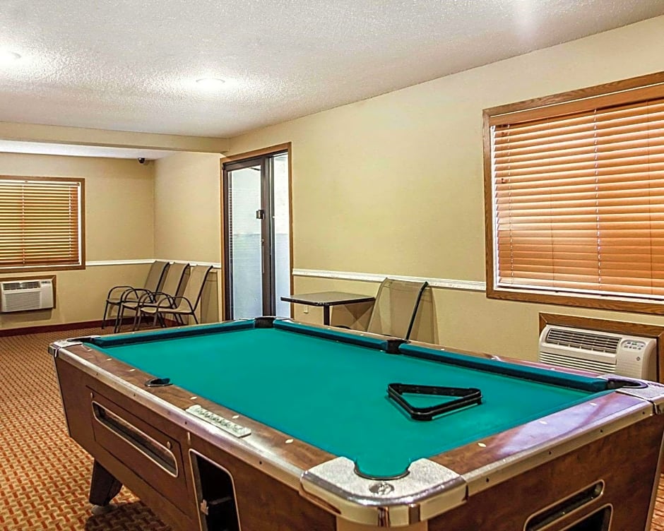 Quality Inn & Suites Davenport