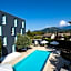 PoMo Hotel & Restaurant