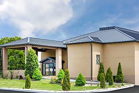 Wingate by Wyndham Somerset