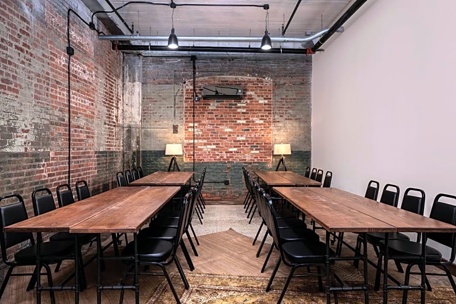 Moxy by Marriott Chattanooga Downtown