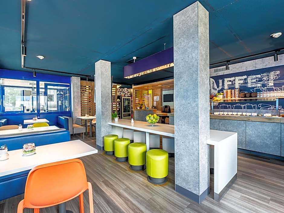 B&B HOTEL Freiburg-West