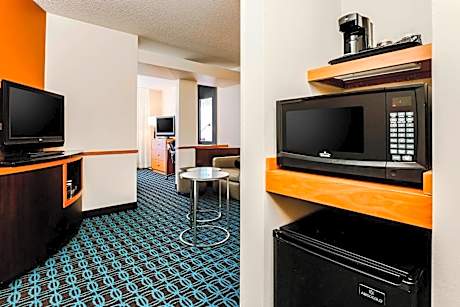 King Studio with Sofa Bed