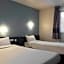 B&B HOTEL Saclay