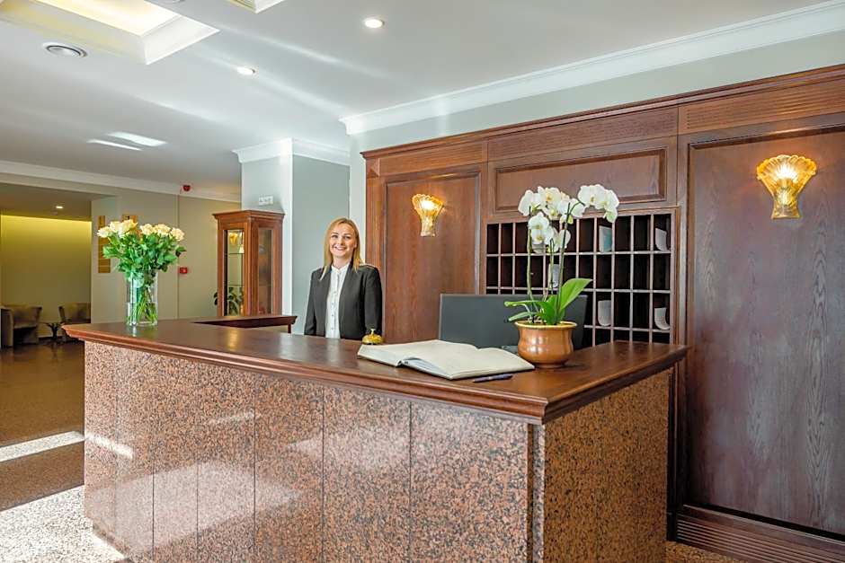 Ratonda Centrum Hotels