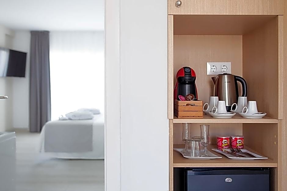 Playaolid Suites & Apartments