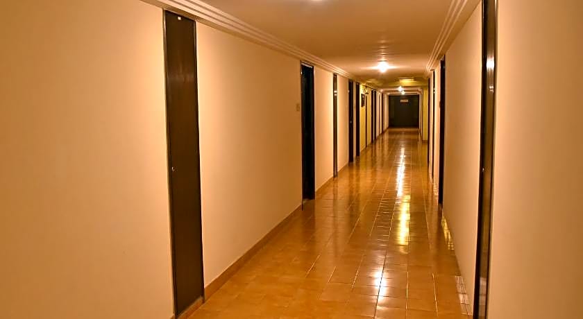 Hotel Poonja International