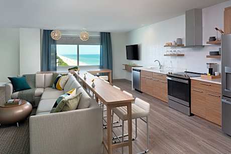 Premium, 1 Bedroom Suite, 1 King, Sofa bed