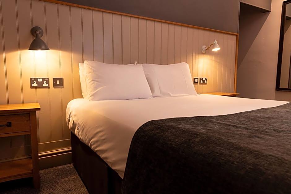 Hartwood Hall by Greene King Inns