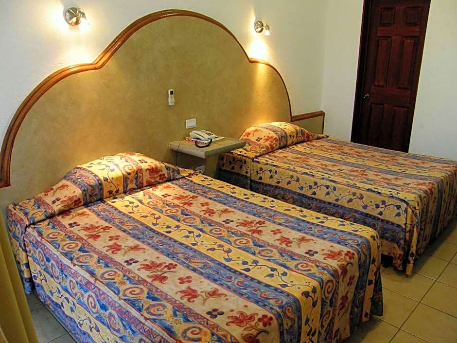 Hotel Fenix