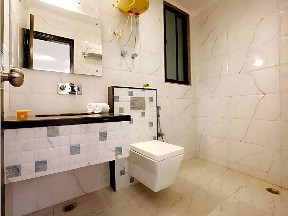 Sarovar Portico  Surajkund Faridabad