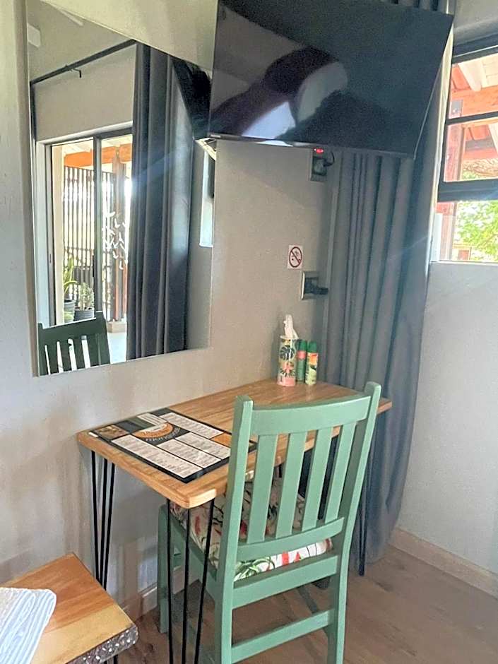 Khululeka Safaris Lodge