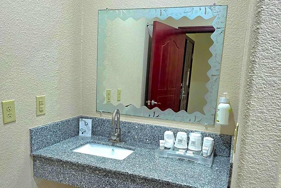 Ramada by Wyndham South Waco
