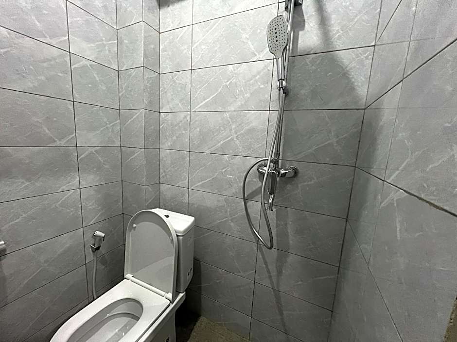 Brenn Hotel Semarang Mitra RedDoorz