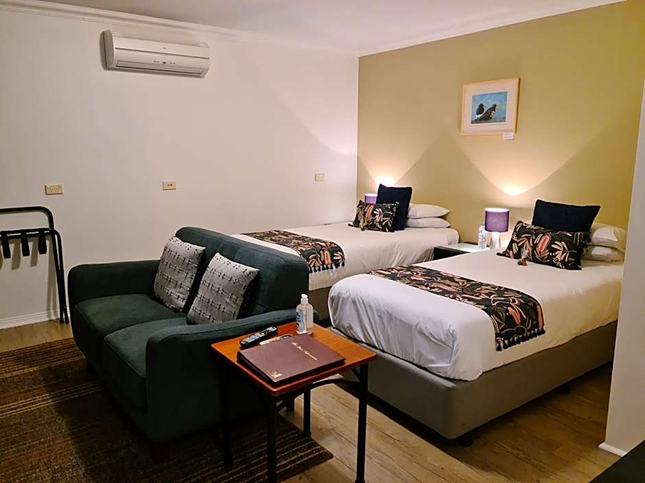 Oyster Cove Chalet