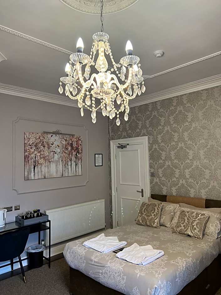 Tanes Hotel