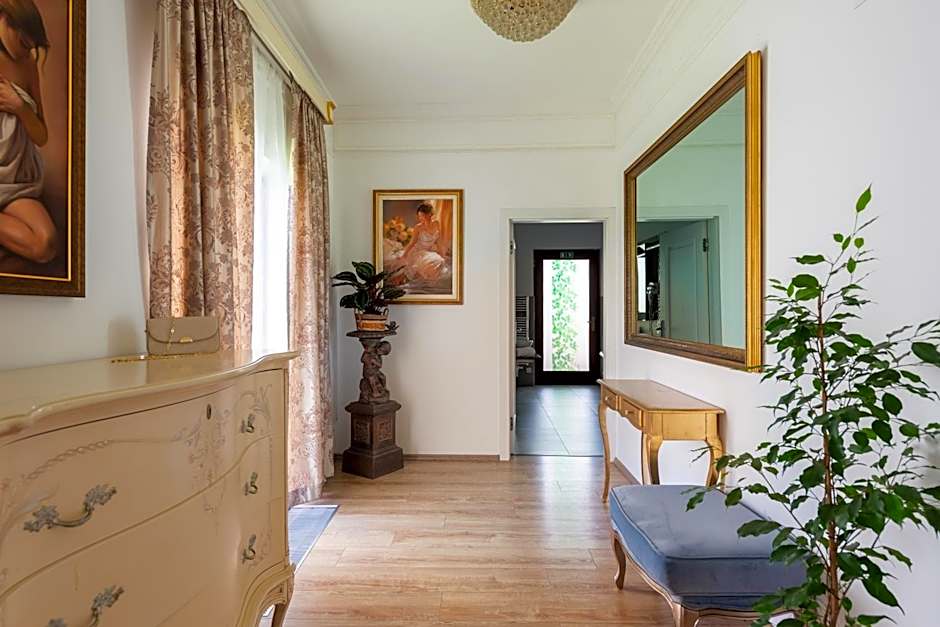 Wellness & SPA boutique Hotel pod lipkami Prague