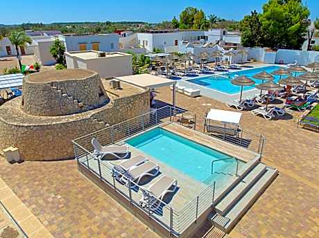 Grotta Saracena Resort