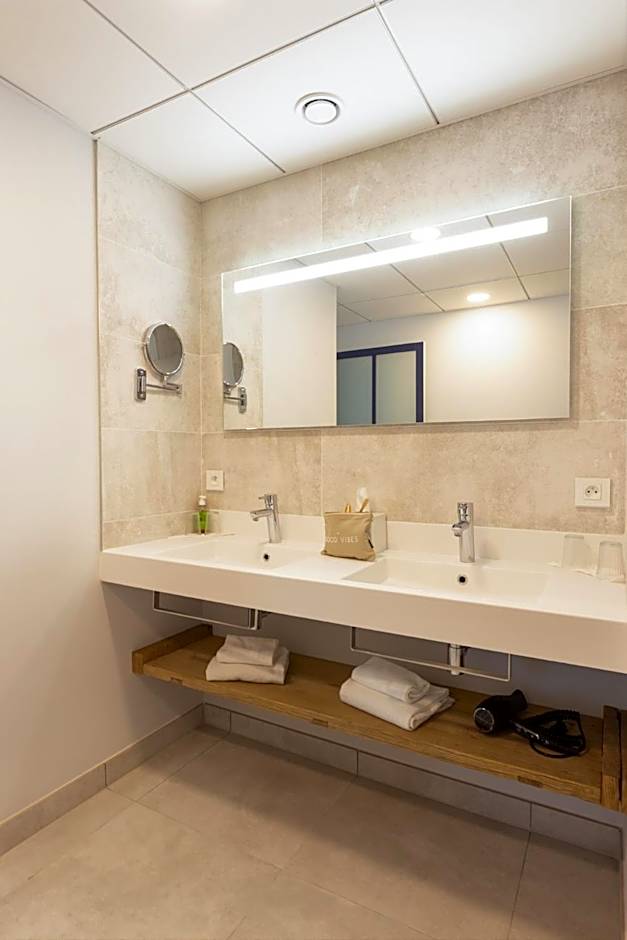 Eco-Domaine La Fontaine - HOTEL-SPA - Plage de la Fontaine aux Bretons