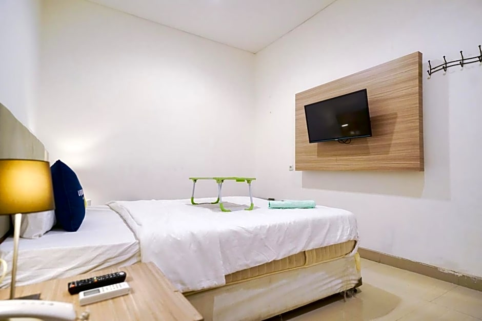 Urbanview Hotel Bes Mangga Besar