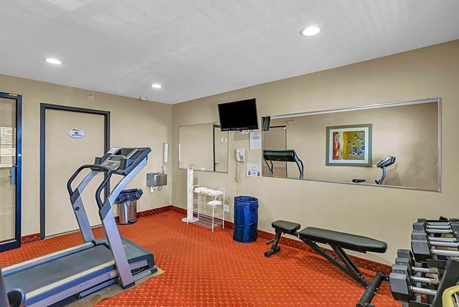 Baymont by Wyndham Cedar Rapids