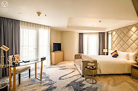 La Vela Luxury Deluxe Corner High Floor