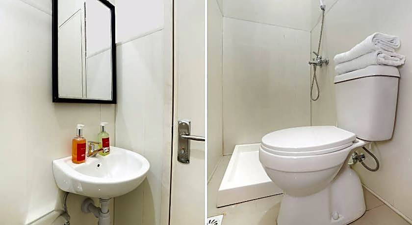 OYO Flagship 3688 Pot Art