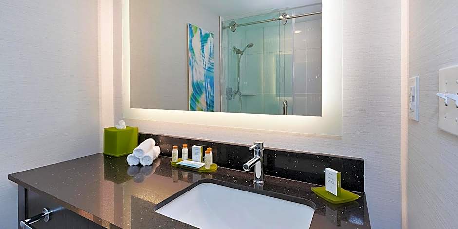 Hotel Indigo Rochester Mayo Clinic Area By IHG