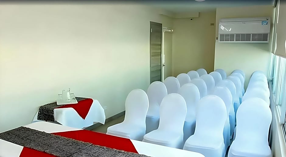 Hotel Bahia Suites