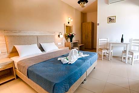 Superior Studio with Side Pool View