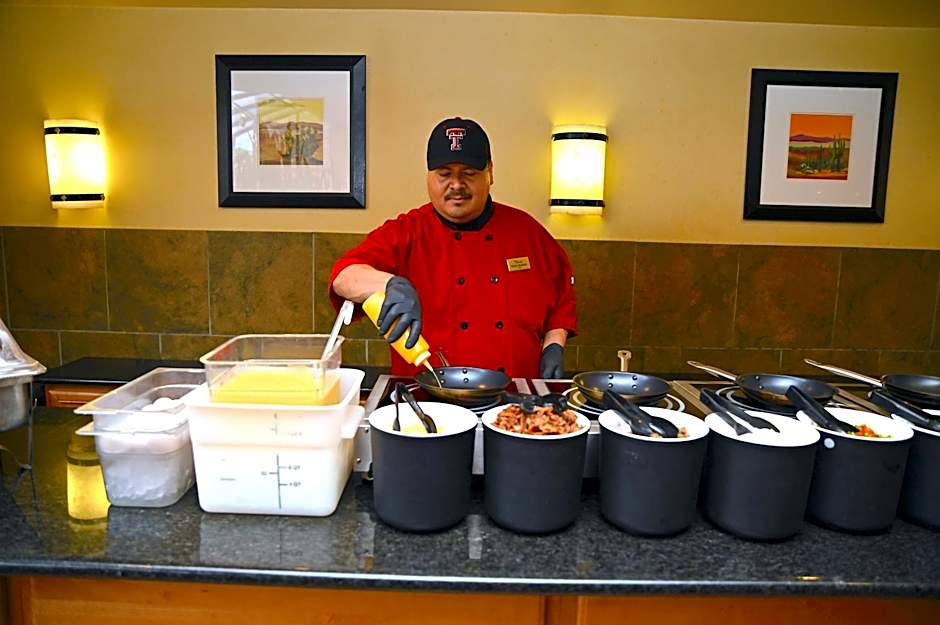 MCM Elegante Hotel & Suites Lubbock