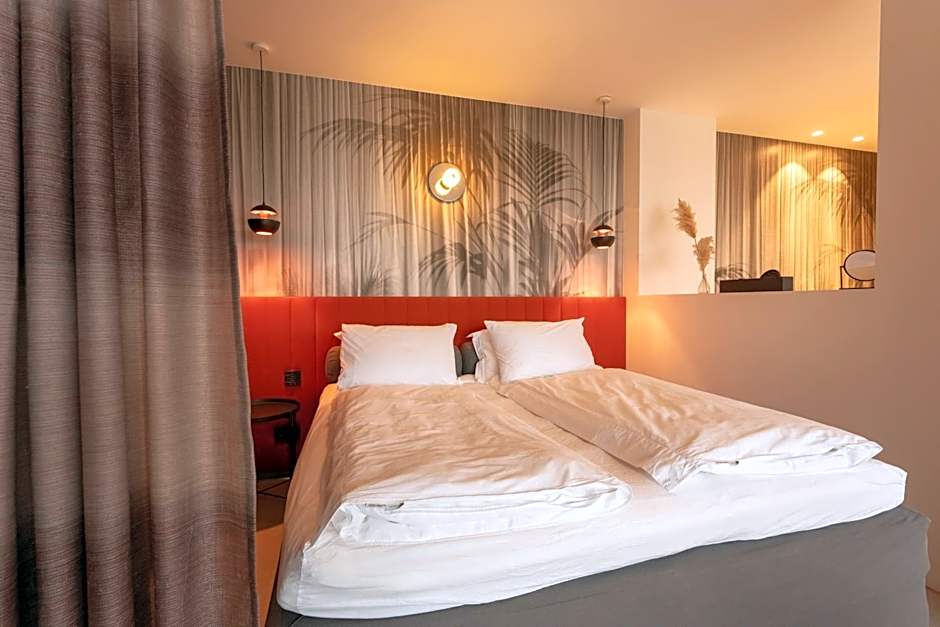 ORANGE LOUNGE Attersee