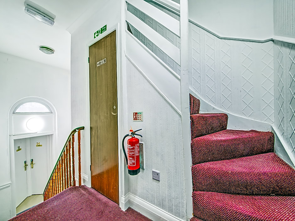 The Sherwood Palm Hotel, Torquay Beach