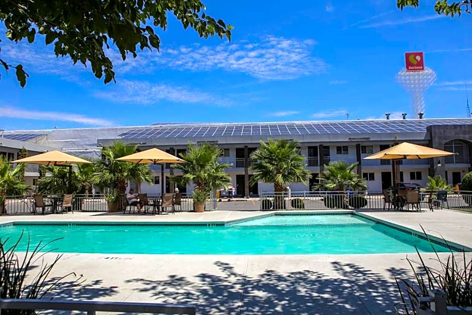 Hotel Villa del Sol