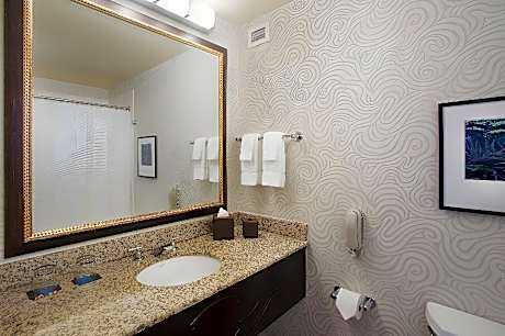 2 Queen Beds Deluxe Room