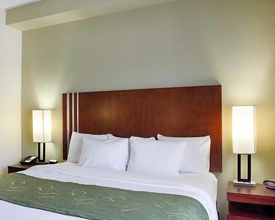 Comfort Suites Greenwood