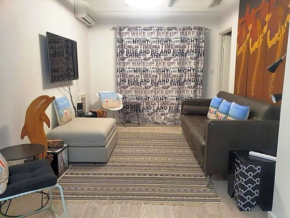 Coastal Salty Air 2Bedrm 2Bath w Ocean Views!