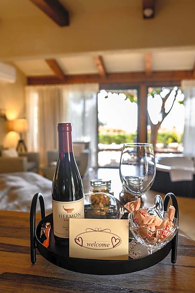 Cnaan Village Boutique Hotel & Spa