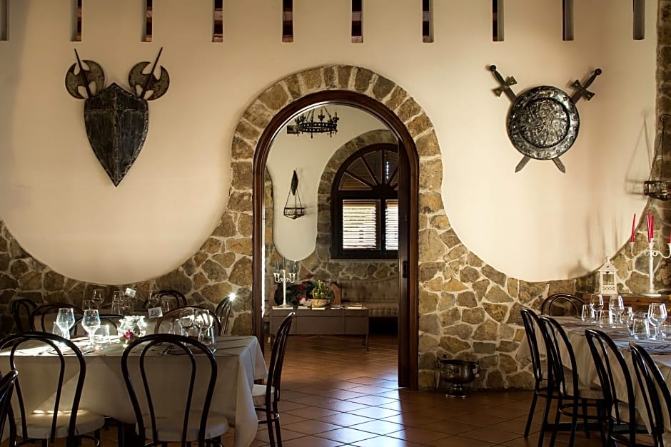 Hotel Castello Di Giuliano
