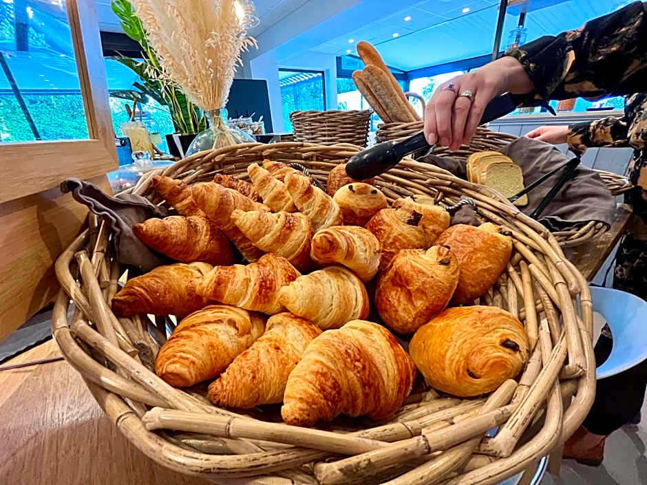 Campanile BollÃ¨ne