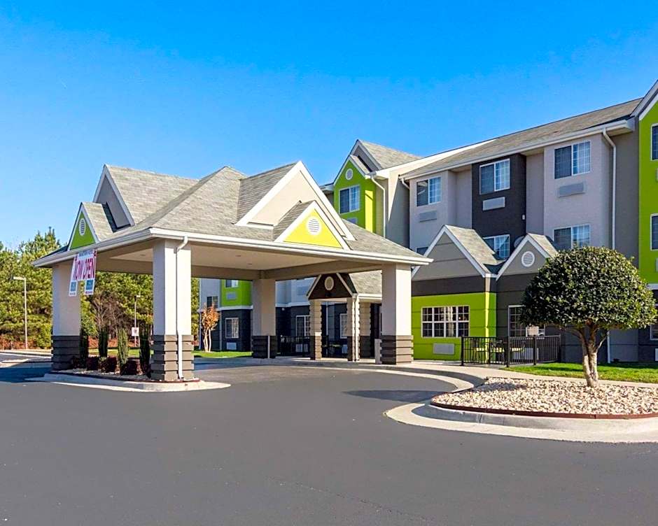 Quality Inn and Suites Ashland near Kings Dominion