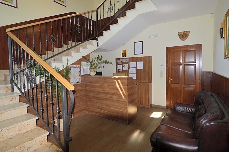 Piroska Csárda és Panzió