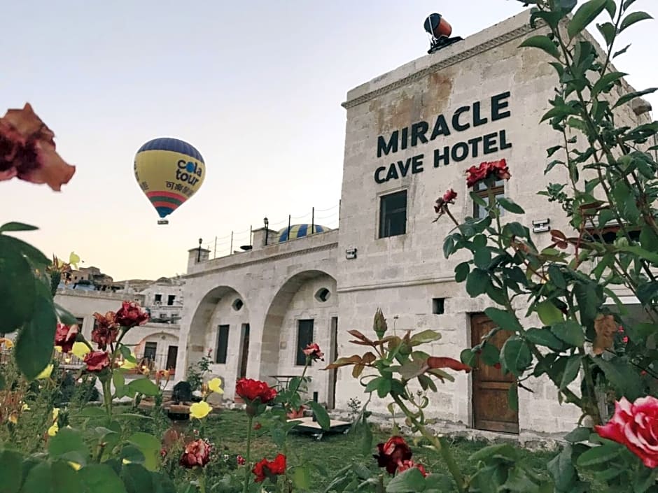 Milagre Cave Hotel
