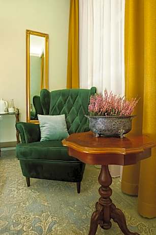Deluxe Single Room