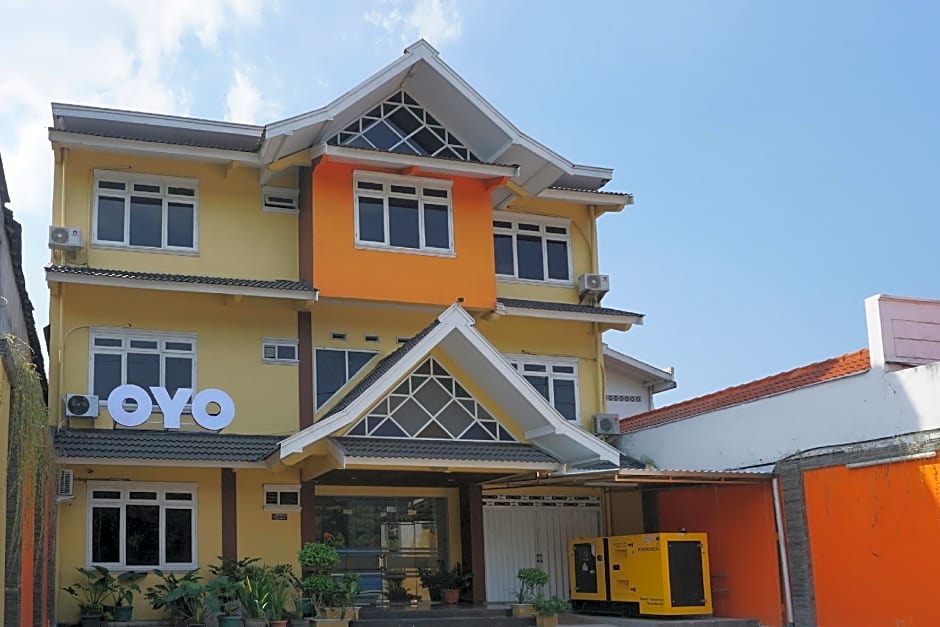 OYO 902 Hotel Pondok Anggun