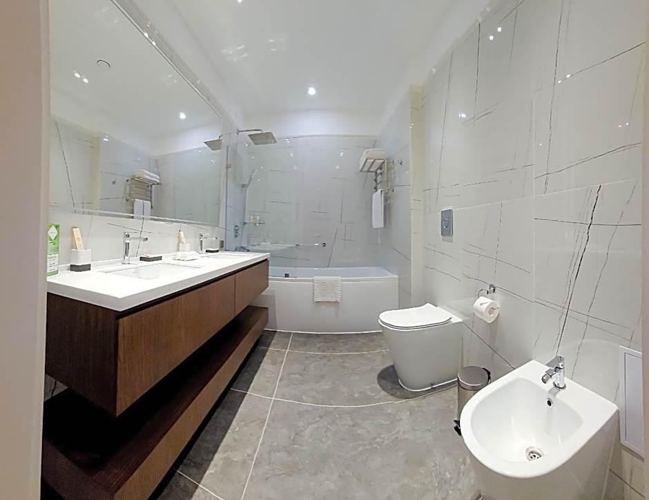 Grand Tien Shan Hotel