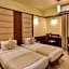 Hotel Lotus Ivy Studios Near Pune Airport
