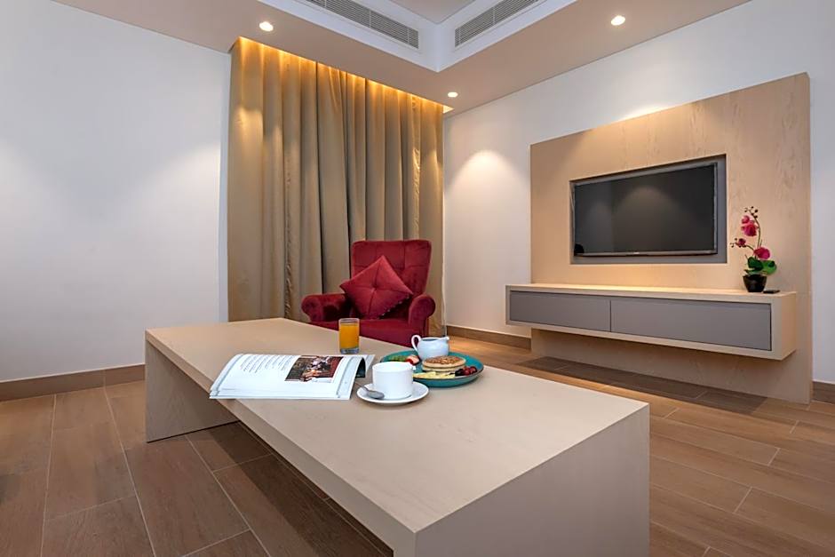 Falaj Daris Hotel